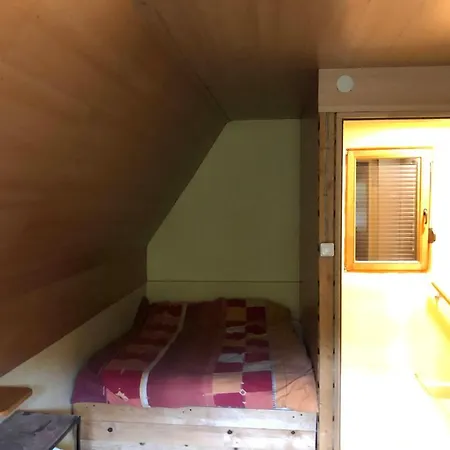 Vikendice Jahorinska Dvorista 1 펜션 *