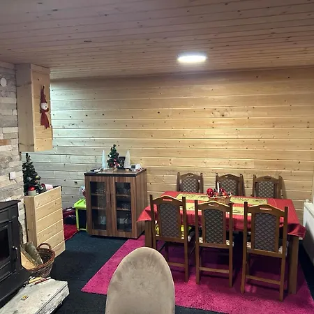 펜션 Vikendice Jahorinska Dvorista 1 *