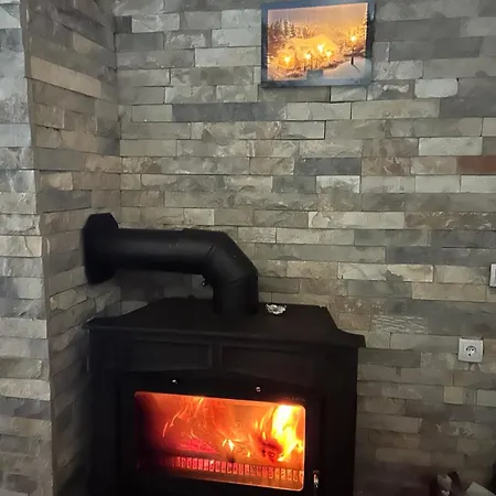 Vikendice Jahorinska Dvorista 1 * 페일