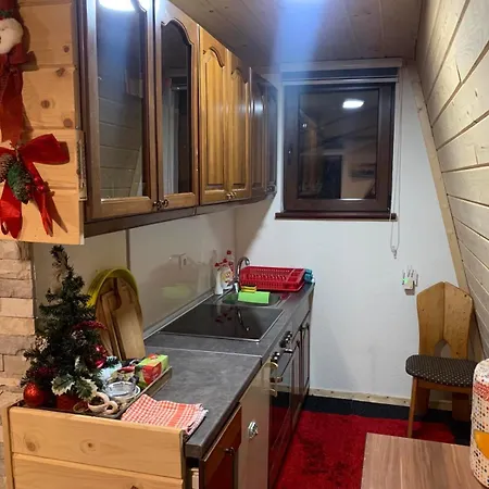 Vikendice Jahorinska Dvorista 1 펜션 페일